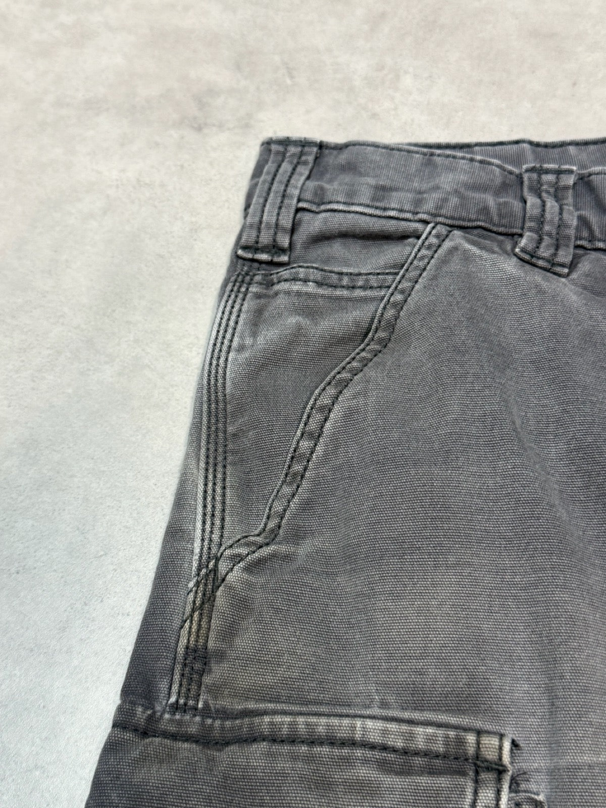 CARHARTT「relaxed fit」ペインターショーツ