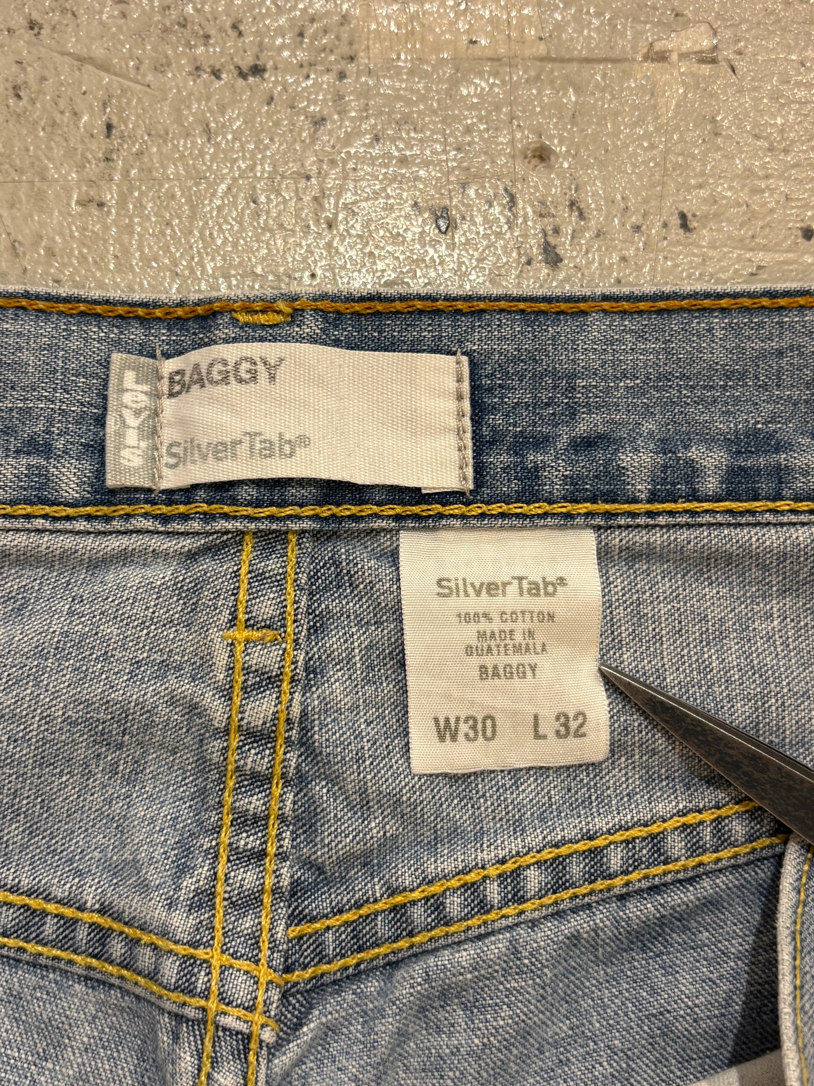 00’s Levi’s 「BAGGY」SilverTAB