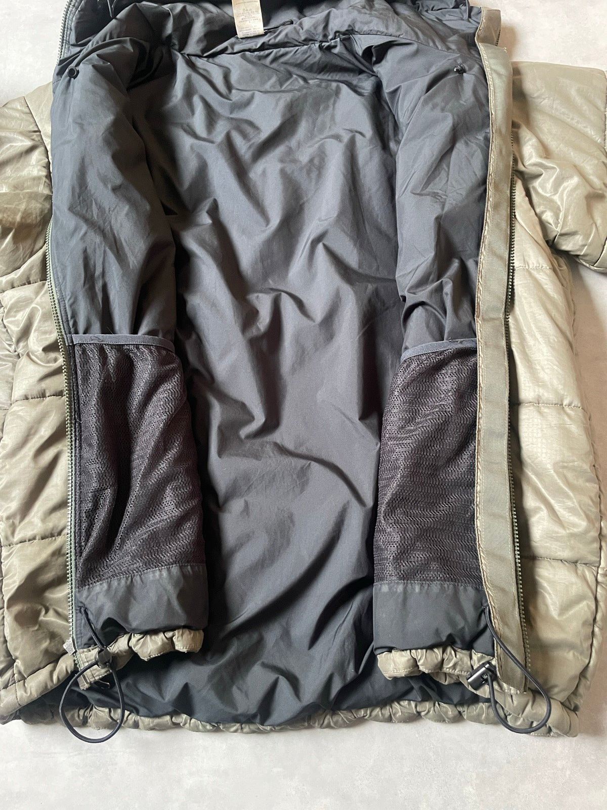 00's PATAGONIA 「MARS level7 Das Parker」ダウンジャケット – FUJI