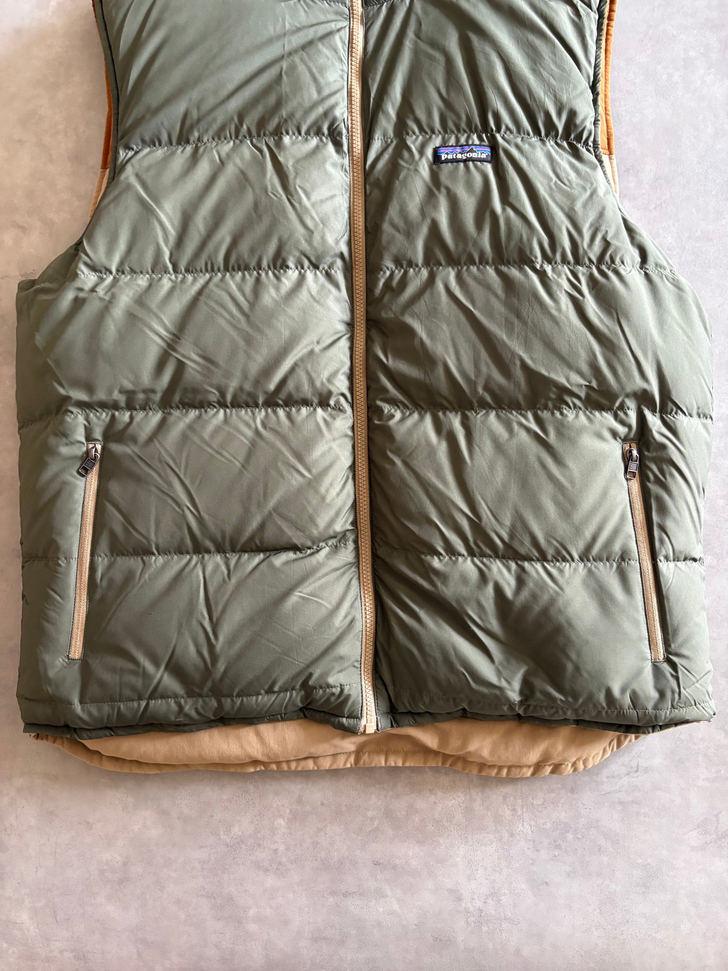 10's「Patagonia」バイカラー  ダウンベスト　