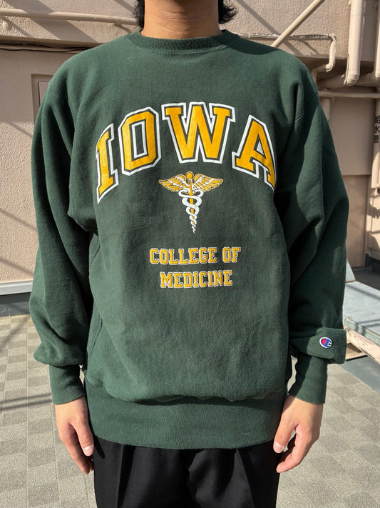 90's Champion「IOWA」REVERSE WEAVE　スウェット