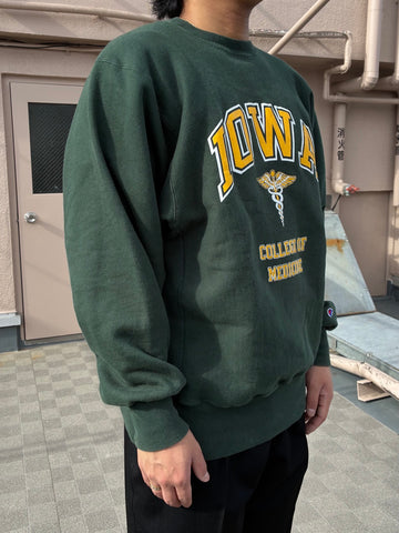 90's Champion「IOWA」REVERSE WEAVE　スウェット
