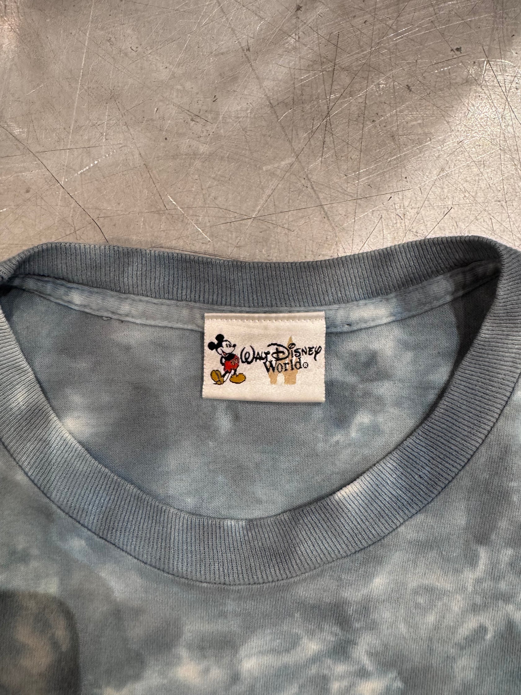 90's DISNEY 「PIRATES OF THE CARIBBEAN」キャラクターTシャツ