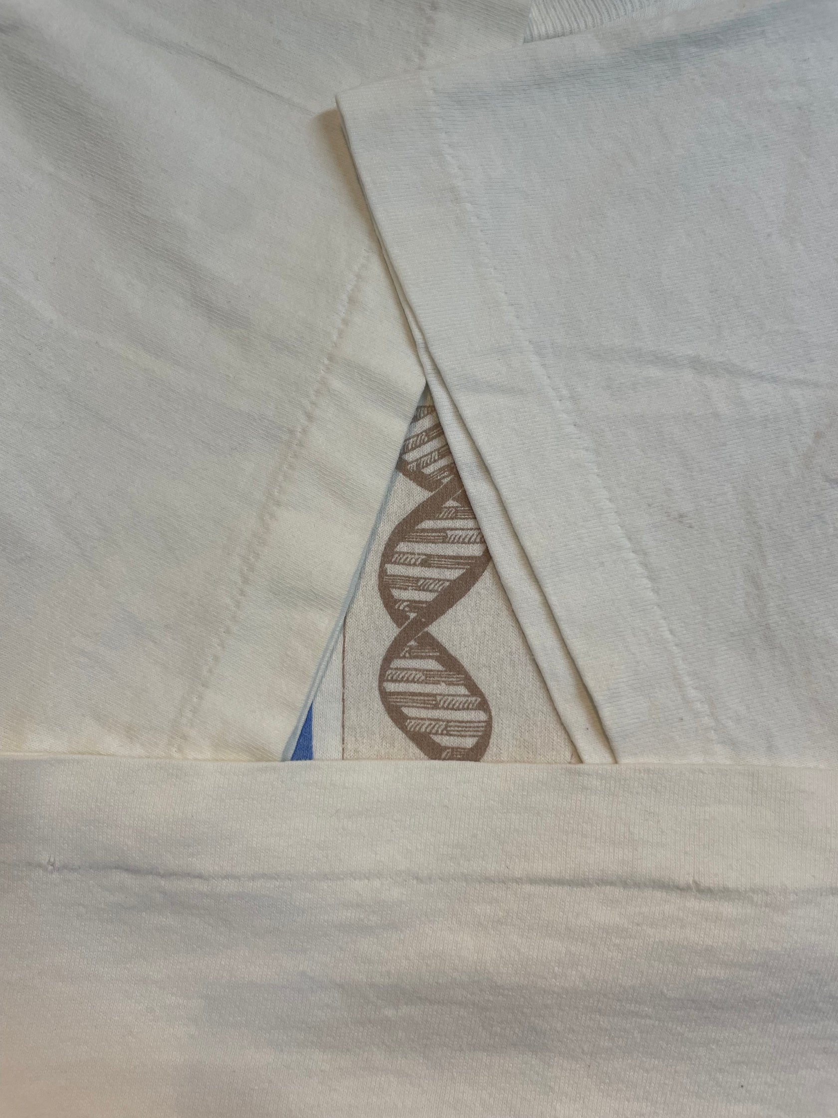 90's「THE ART OF GENE EXPRESSION」アートTシャツ