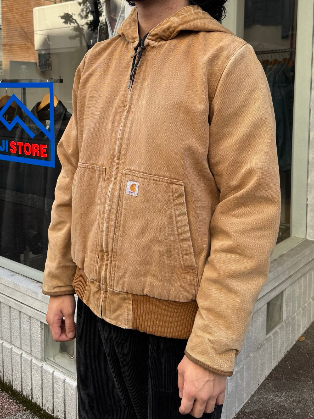 00's CARHARTT「104053-BRN」アクティブジャケット 写真