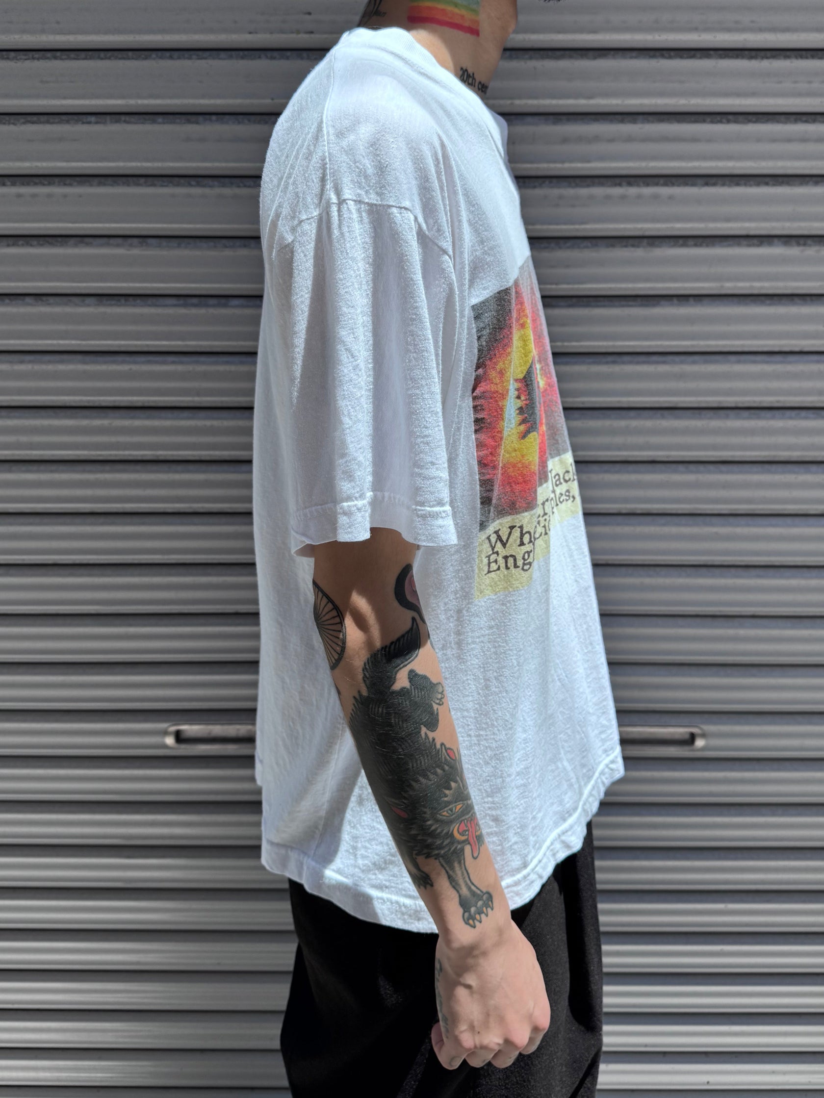 90's「Shoot through an Apple」アートTシャツ