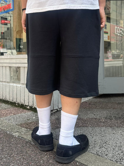 REMAKE  SWEATS DOUBLE KNEE SHORTS