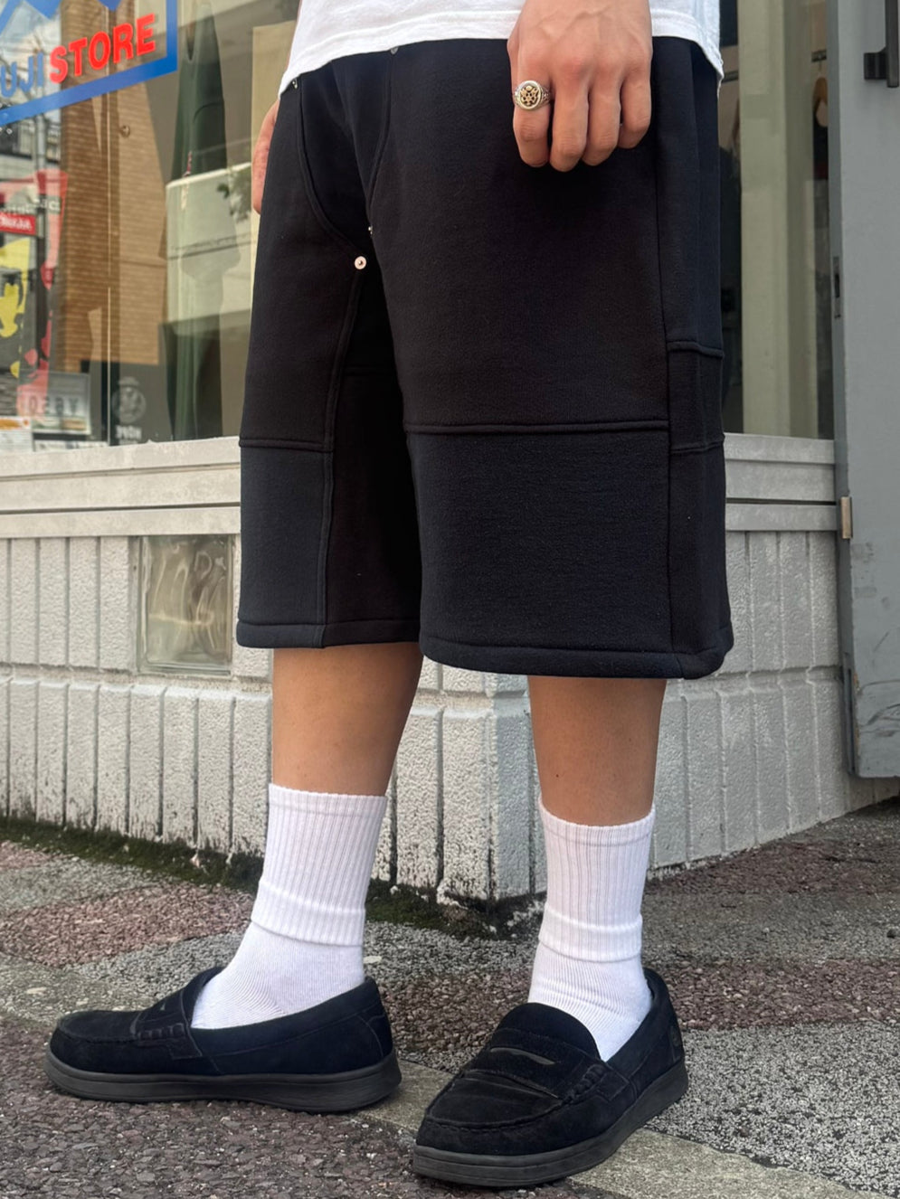 REMAKE  SWEATS DOUBLE KNEE SHORTS