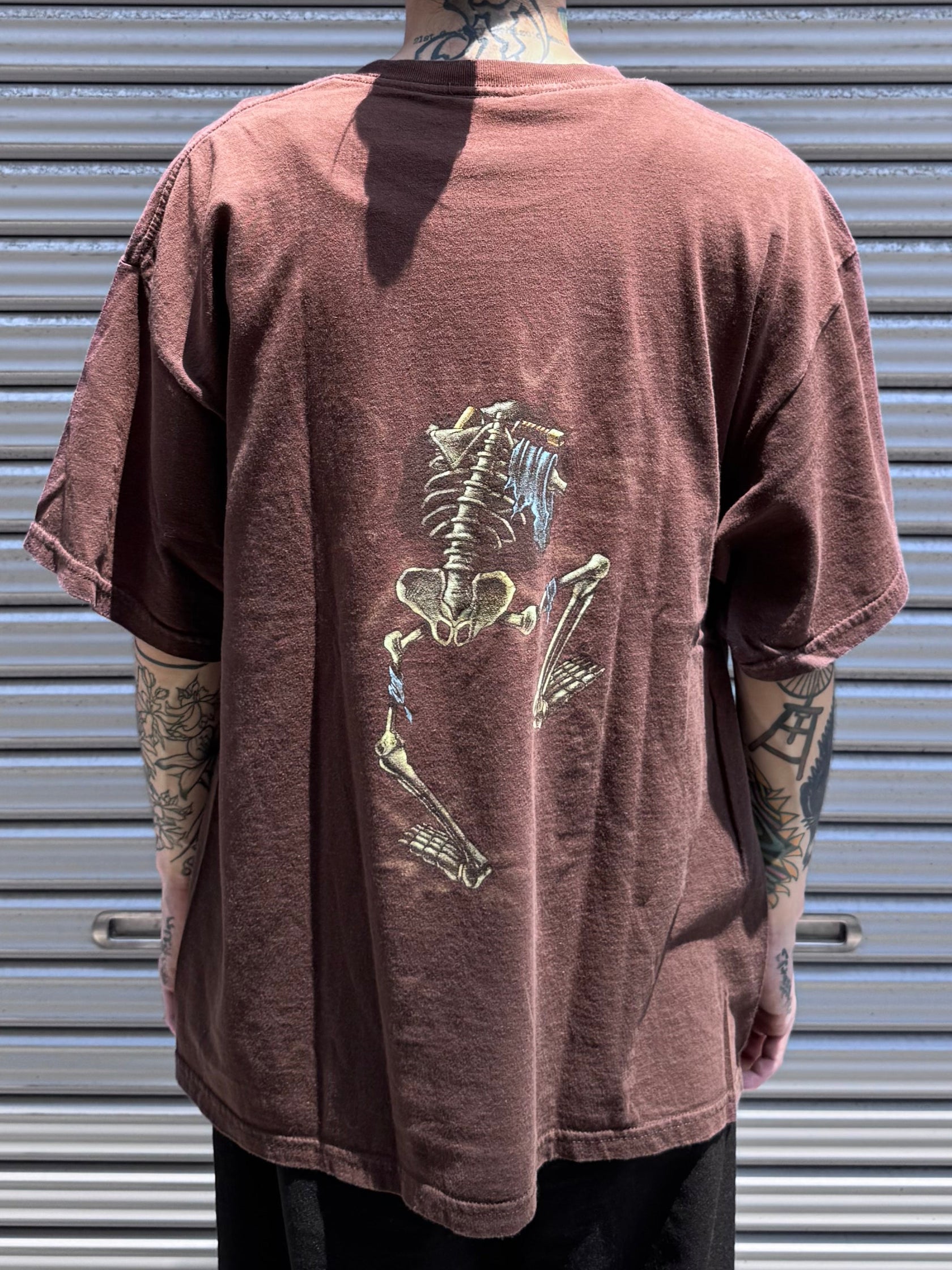 00's DISNEY 「PIRATES of the CARIBBEAN」 キャラクターTシャツ