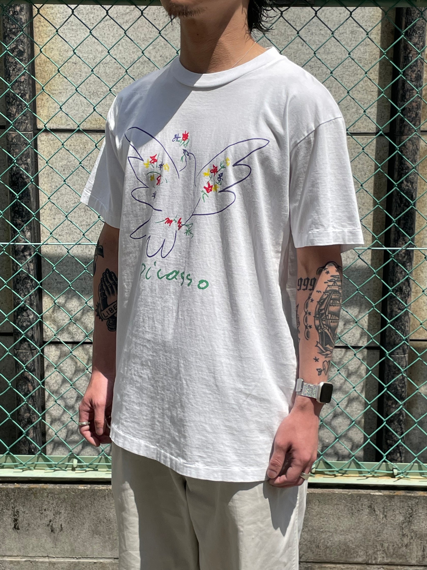 90's PABLO PICASSO「平和の鳩」アートTシャツ