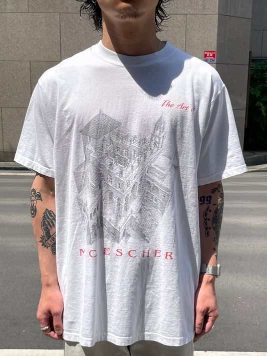 00's M.C. ESCHER「上昇と下降 」アートTシャツ
