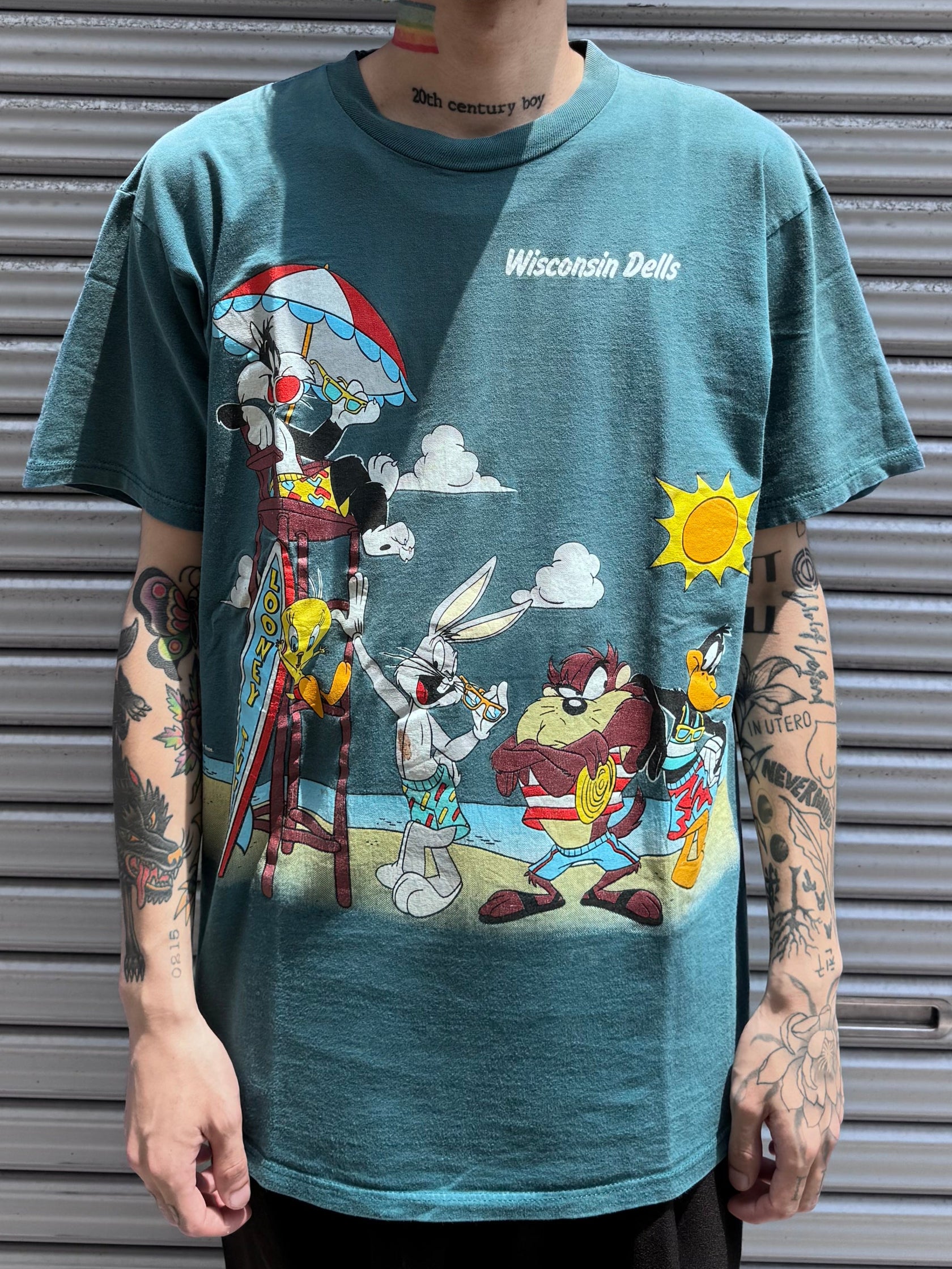 90’s LOONEY TUNES 「Wisconsin Dells」USA製 キャラクターTシャツ