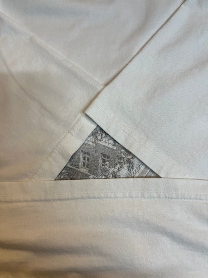 00's M.C. ESCHER「上昇と下降 」アートTシャツ