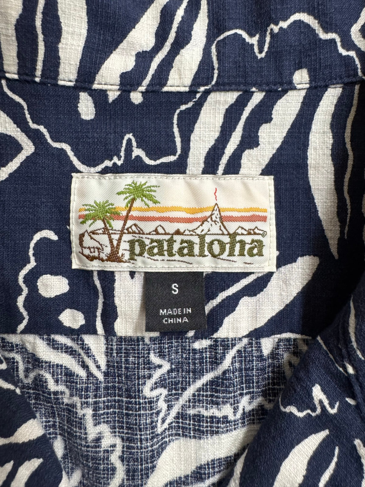 00's PATAGONIA「Pataloha」ティリーフ柄　アロハシャツ
