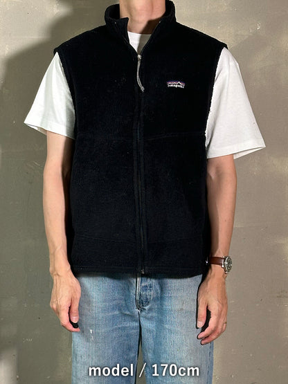 00's PATAGONIA「R2 VEST」USA製　フリースベスト