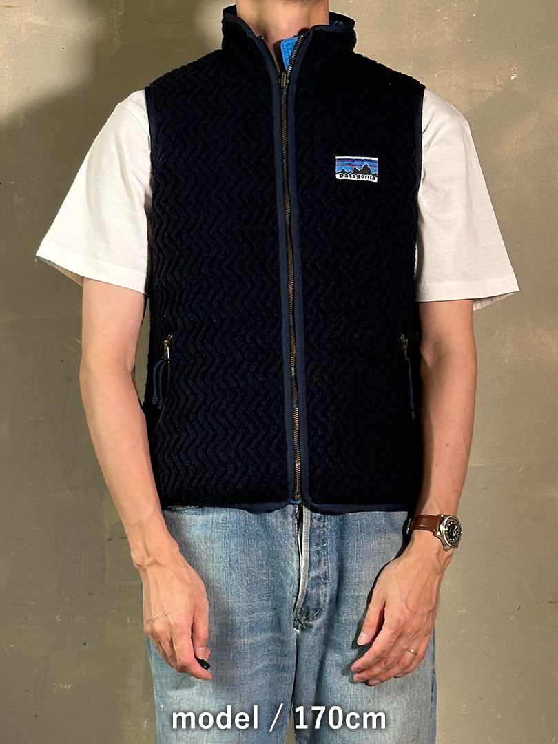 00's PATAGONIA「REVERSIBLE VEST」フリースベスト