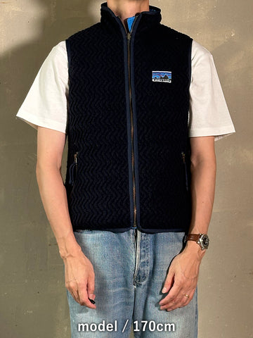 00's PATAGONIA「REVERSIBLE VEST」フリースベスト